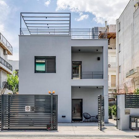 אתונה Spacious Flat With Courtyard And Private Parking! מראה חיצוני תמונה