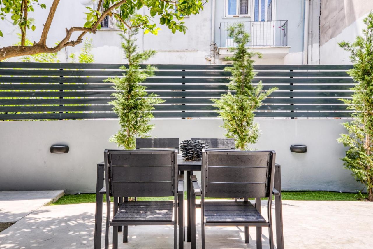 אתונה Spacious Flat With Courtyard And Private Parking! מראה חיצוני תמונה