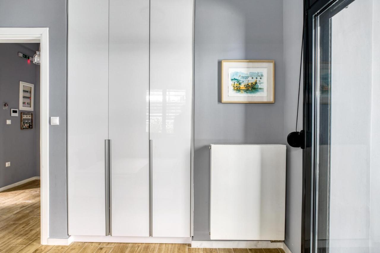 אתונה Spacious Flat With Courtyard And Private Parking! מראה חיצוני תמונה